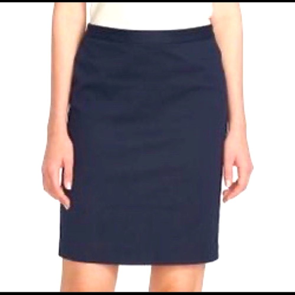 CeCe like new navy blue pencil skirt sz 0